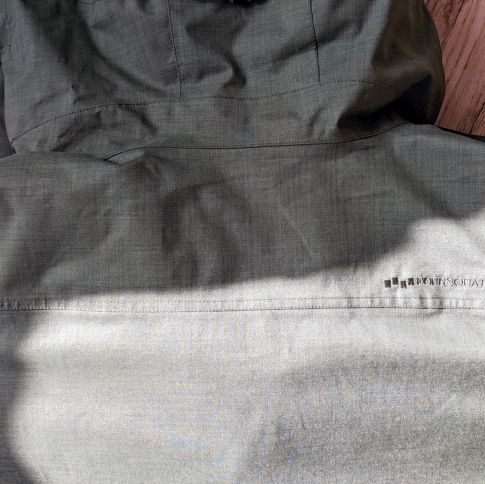 Snowboard Jacket - Picture 2 of 4